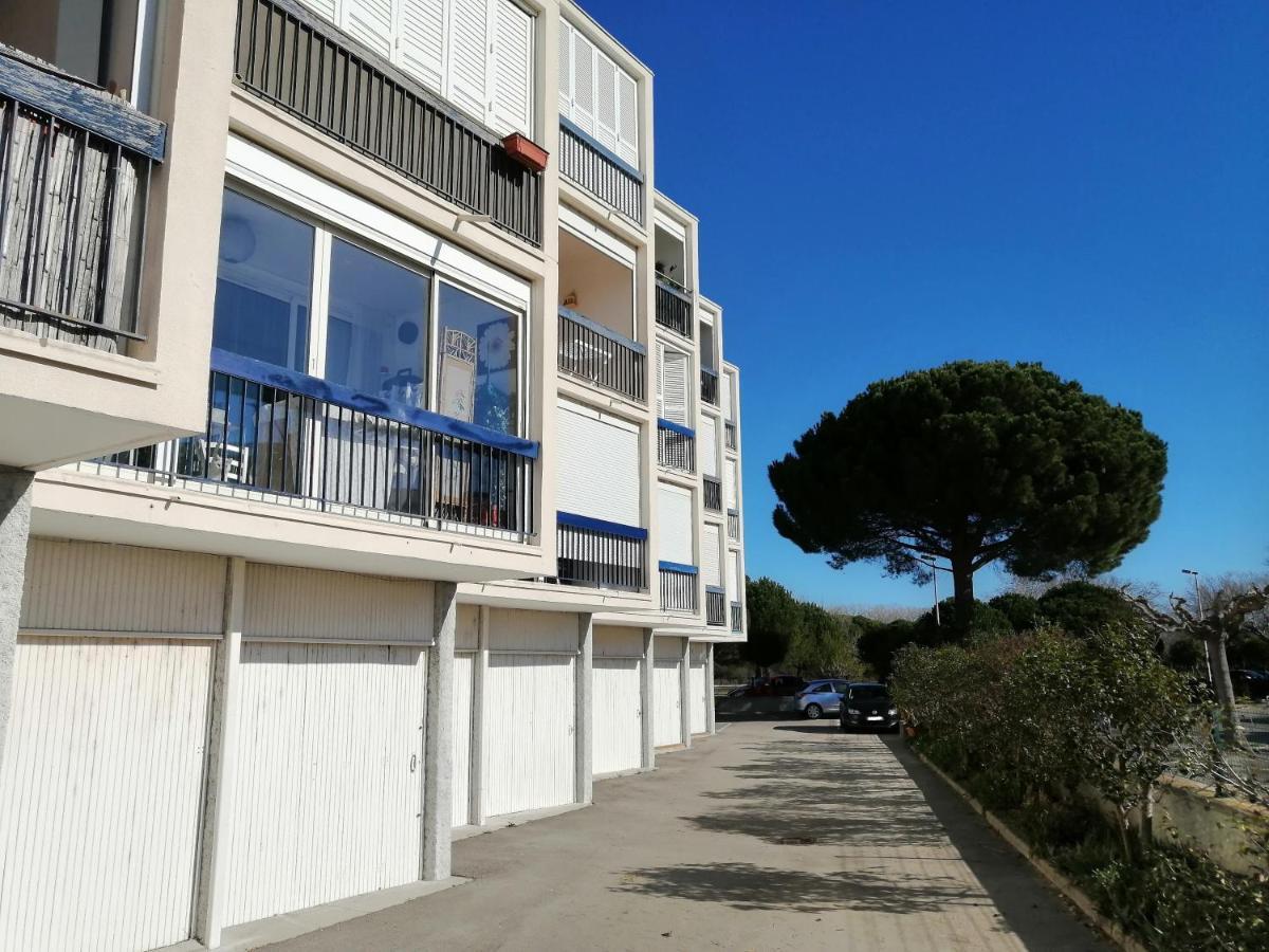 GRAU DU ROI T2 calme, accès plage + parking Le Grau-du-Roi Extérieur photo