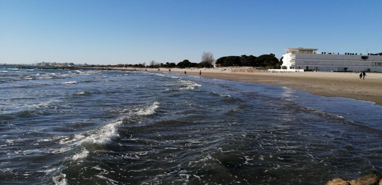 Appartement GRAU DU ROI T2 calme, accès plage + parking à Le Grau-du-Roi Extérieur photo