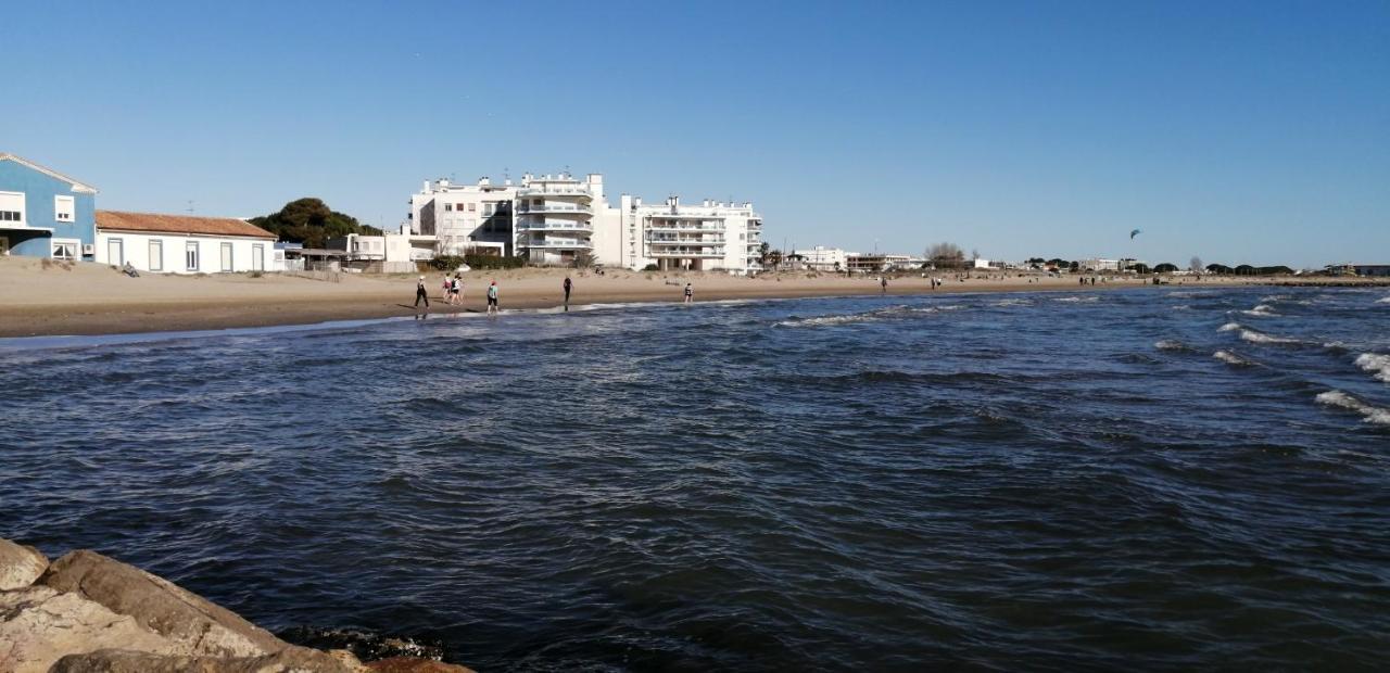 GRAU DU ROI T2 calme, accès plage + parking Le Grau-du-Roi Extérieur photo